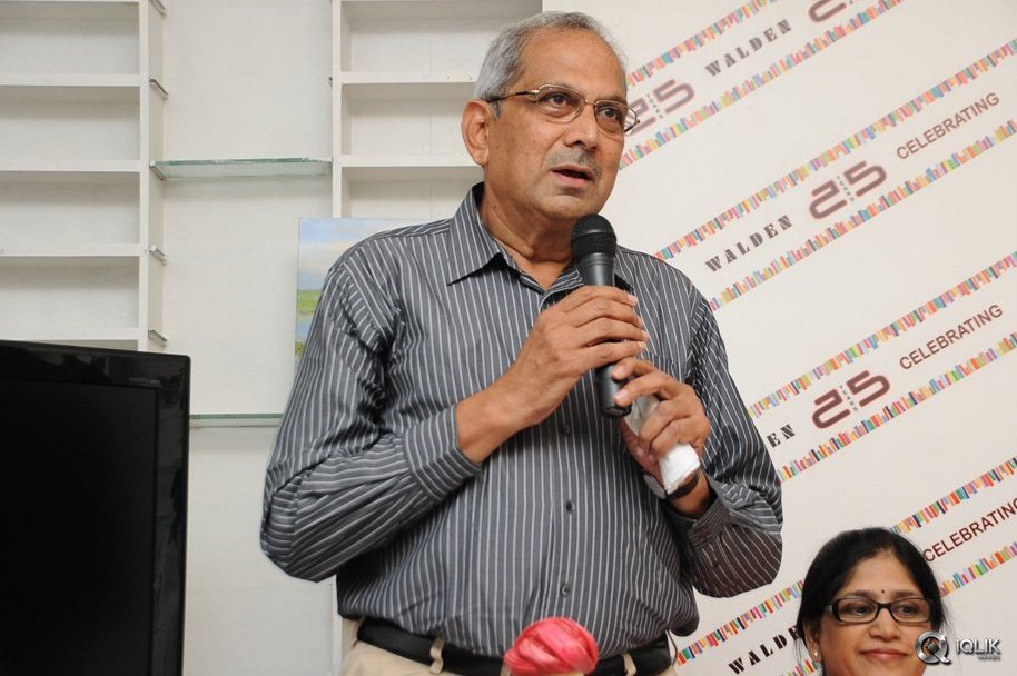 Celebs-at-Walden-25-Years-Press-Meet